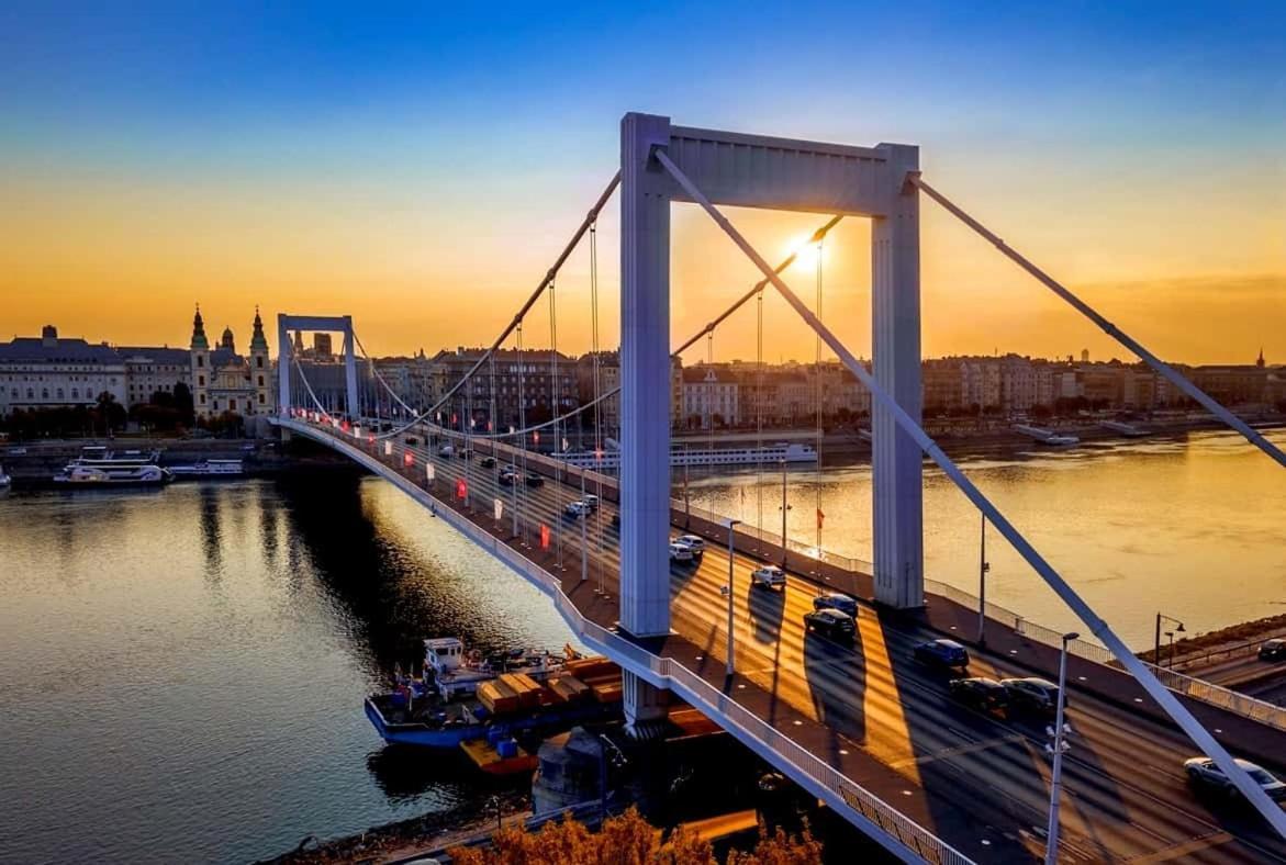 Petite Elegance Apartment Budapest Ngoại thất bức ảnh